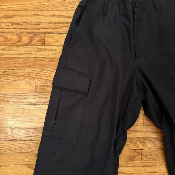 Uniqlo Wide Straight Cargo Pants Size S - Picture 4 of 7